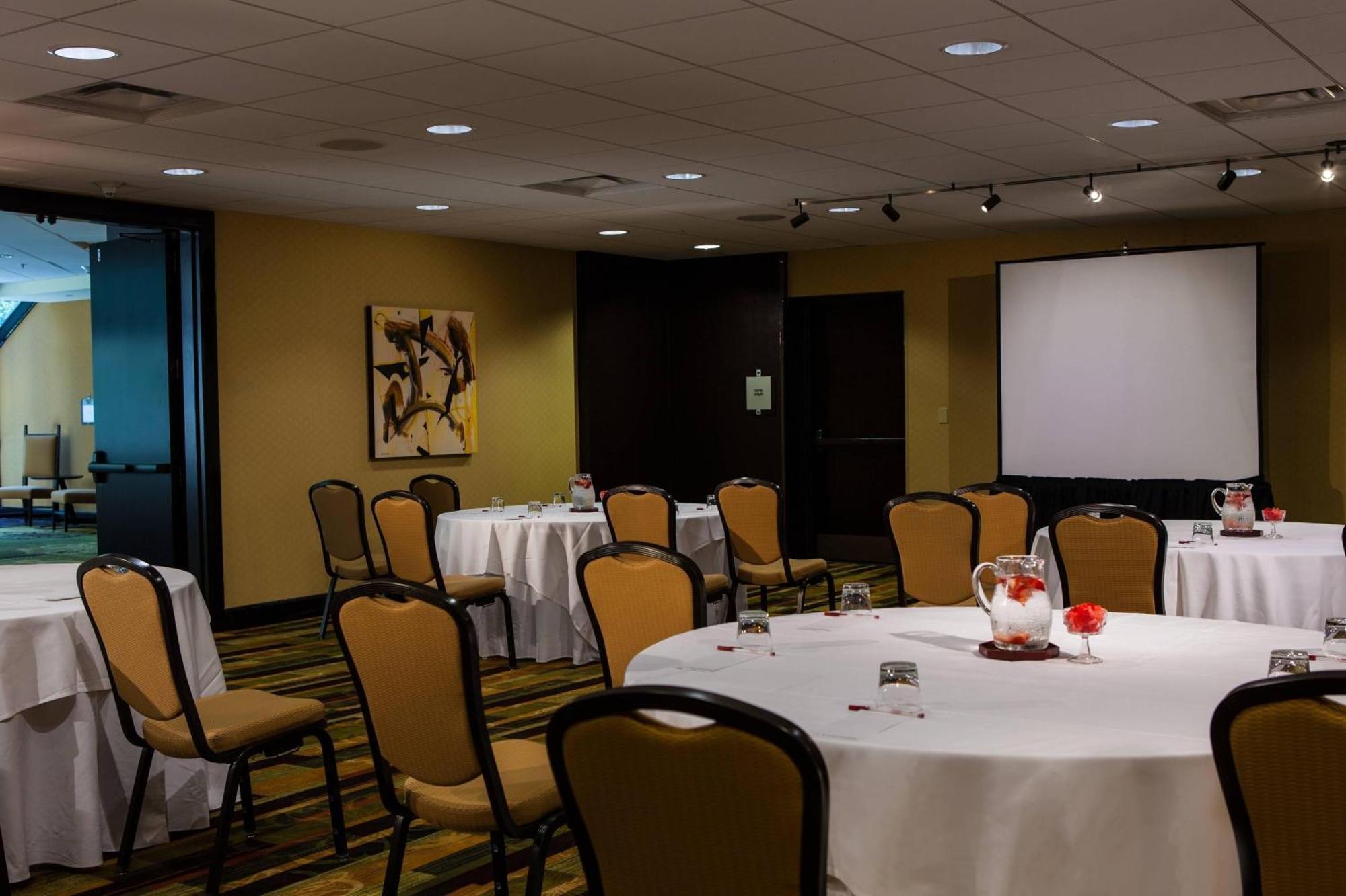 Greensboro-High Point Marriott Airport Afaceri foto